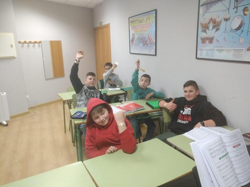 escola_musica_dia_down_21032019.jpg