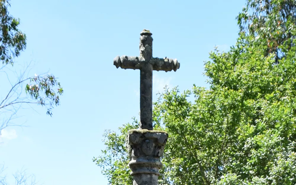 Cruceiro de Arzón