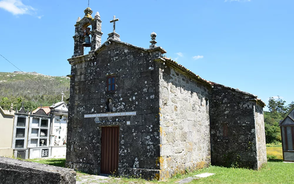 Capela do Evanxeo, Lueiro