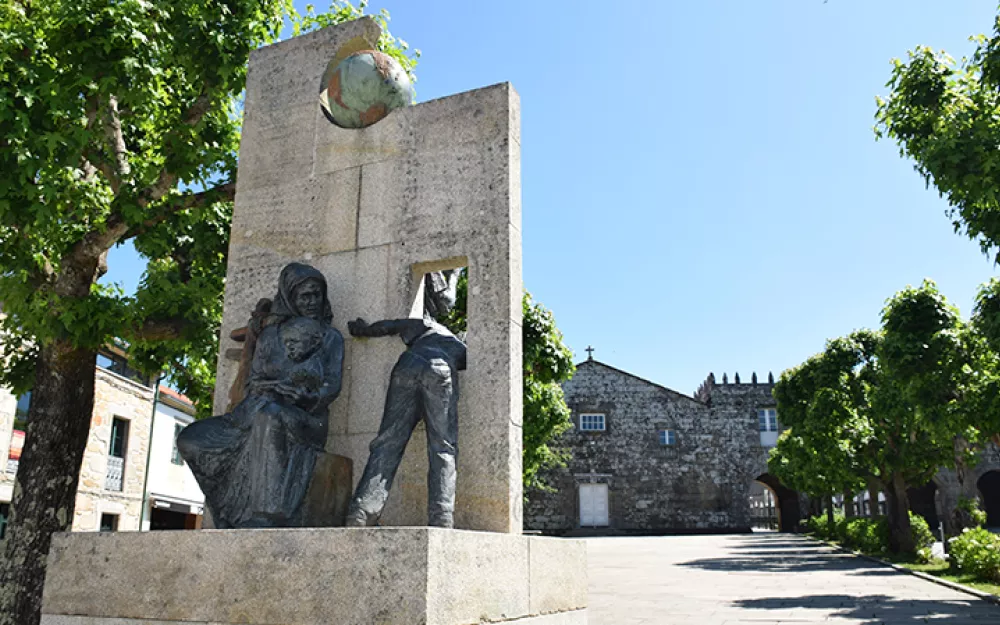 Monumento ao emigrante
