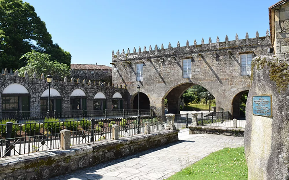 Monumento a Xulián Magariños