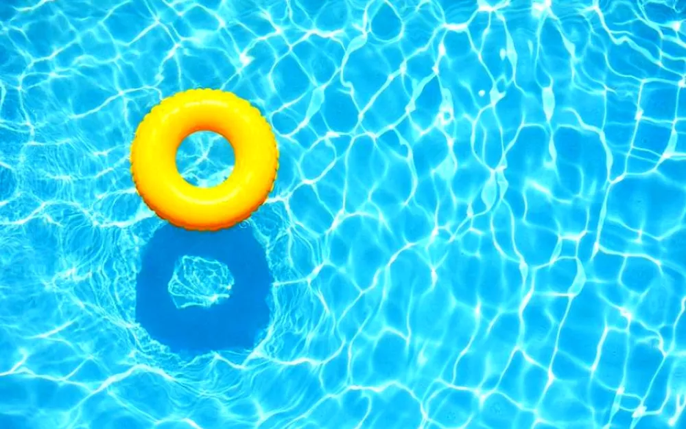 piscina140618.jpg