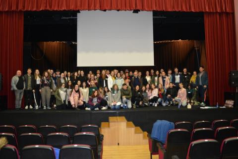 debate190218.jpg