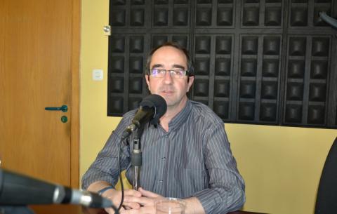 jorgetuñas200417.jpg