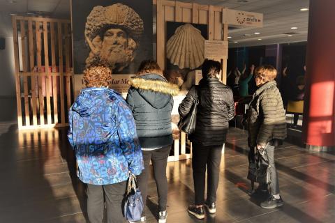 negreira promocionase en fitur co camino de fisterra e muxia